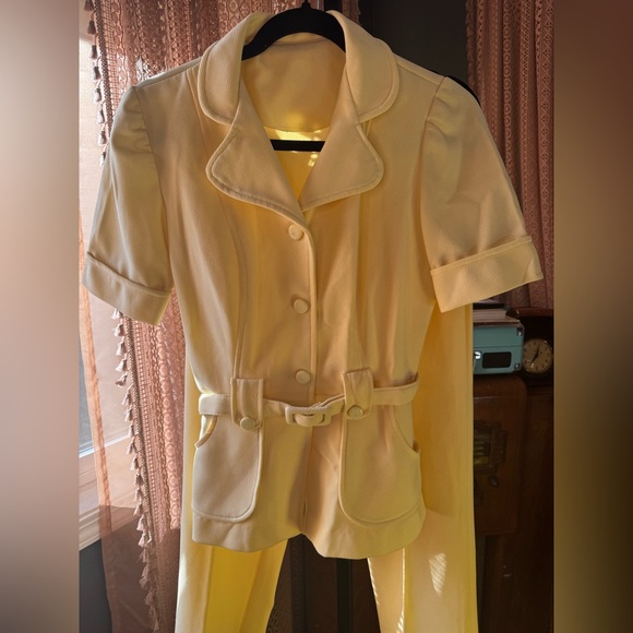 VTG Yellow Set - Picture 2 of 10